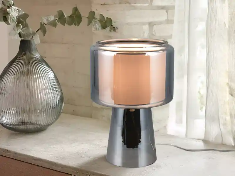 Top-Angebot Trio Leuchten Tischlampe ROCKA aus Glas Silber Chrom mit Stoffschirm innen, Höhe 29cm
