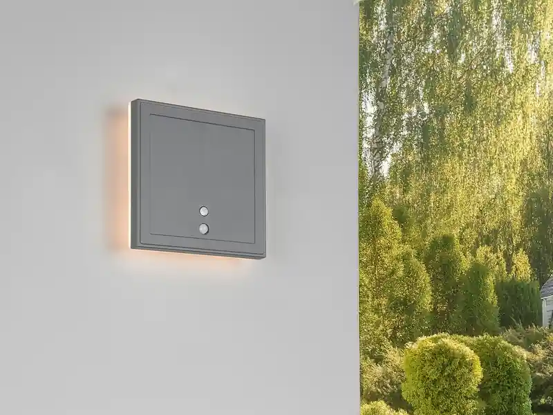 RL LIVE YOUR LIGHT Akku Außenwandleuchte FORTALEZA mit Bewegungsmelder USB aufladbar H 14cm Zertifiziert
